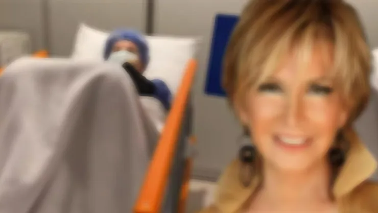 Bu haber herkesi üzmüştü: Kanserli doku teşhisi kondu! Yeşilçam'ın en güzel kadınlarından Filiz Akın'ın son hali...