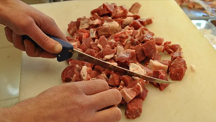 Kurbanlar kesildi şimdi sırada kurban etlerinin saklanması var! Kurban etleri nasıl saklanır?