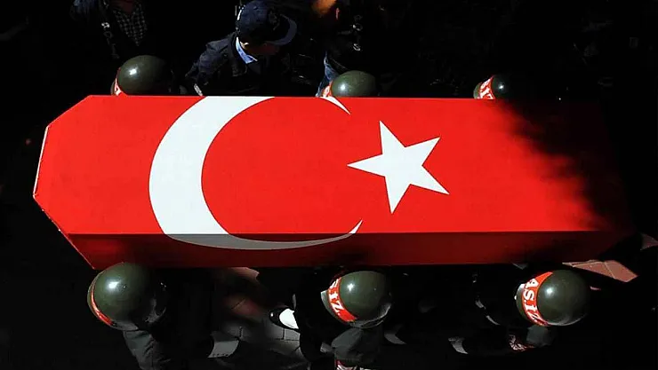 Son Dakika: Acı haber geldi... Milli Savunma Bakanlığı duyurdu: Askerimiz şehit oldu