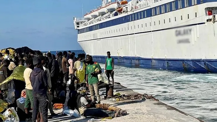 Lampedusa Adası'nda Göçmen Krizi: 36 Saatte 6 Bin Kişi Geldi