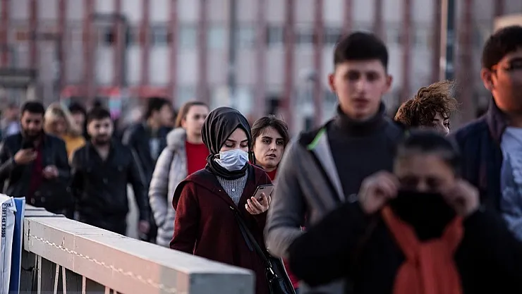 Tam kapanma, sokağa çıkma yasağı ve maske zorunluluğu mu geliyor: Eris varyantı görüldü! Artık ülkemizde...