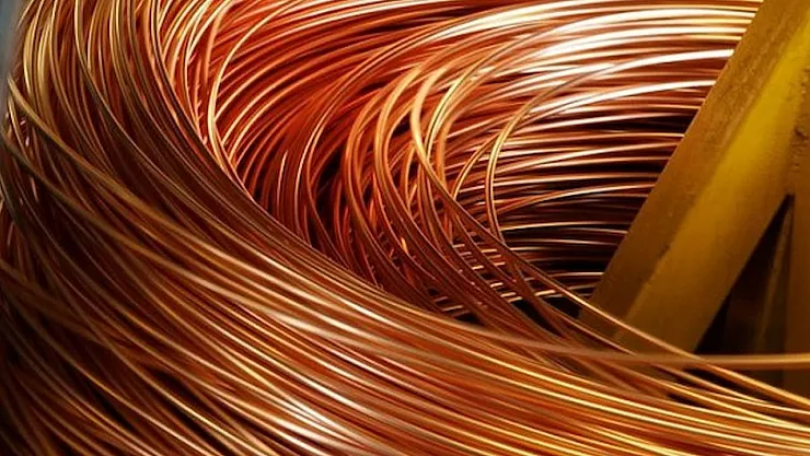 Bakır Vadeli İşlemleri Güçlü Dolara ve Zayıf Endüstriyel Hissiyata Teslim Oldu