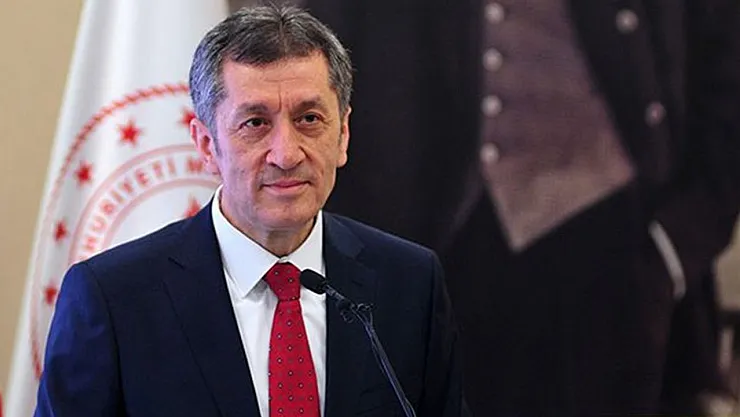 Ziya Selçuk İstifa Mı Etti? Sözcü Gazetesi Yazarından Çarpıcı İddia