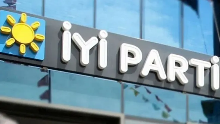 Körfez Belediyesi'nde Sürpriz İstifalar: İYİ Parti'yi Sarsan Gelişmeler ve Yankıları