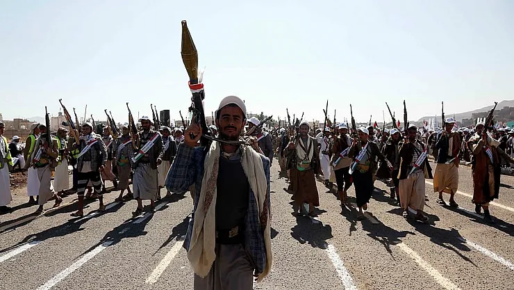 Yemen'deki Gerginlik: Husilerin Liderinden ABD'ye Tehdit ve Kızıldeniz'de Artan Gerilim