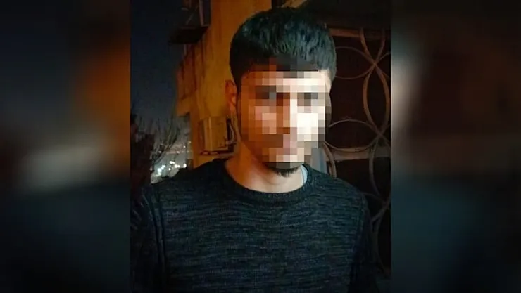 İzmir'de Uyuşturucu Bağımlısı Genç, Halasını Satırla Vahşice Öldürdü