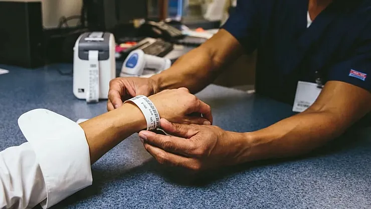 Prim Borçlarına Rağmen Sağlık Hizmetine Erişim: Vatandaşların Nefes Aldığı Bir Karar