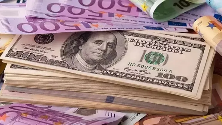 Dolar ve Euro'da Yeni Haftaya Sürpriz Başlangıç: 25 Aralık'ta Döviz Piyasasının Nabzı