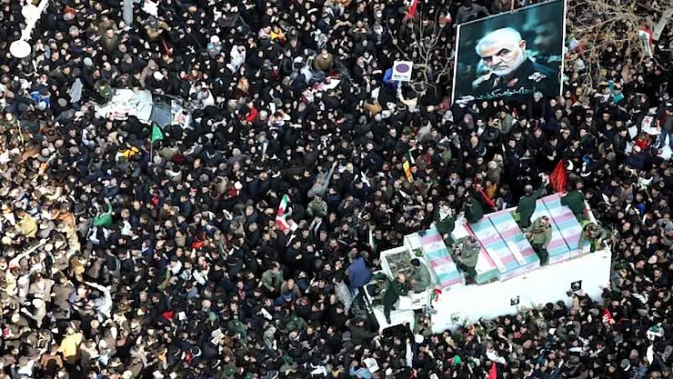 İran'daki Kasım Süleymani Anma Merasimi Sırasında Meydana Gelen Çifte Bombalı Saldırı