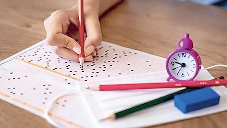 Eğitimde Milyarlık Gelir Kapısı: ÖSYM'nin Sınav Zenginliği ve Tartışmalar