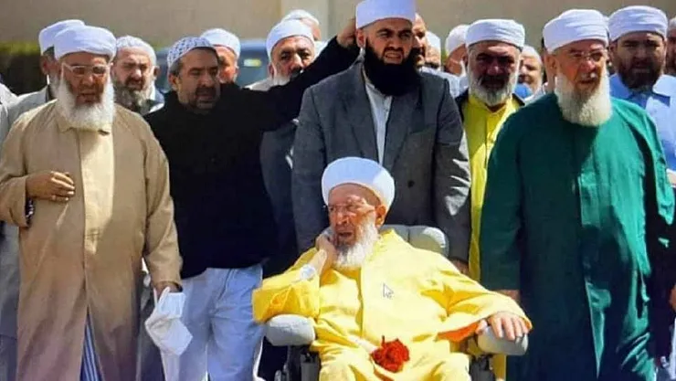 Yaşamının Birikimini 'Dini Bağış' Adı Altında Kaybetti: Menzil Cemaati'nin Gölgesinde Bir Yaşlı Kadının Dramı