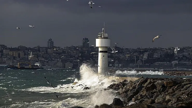 23 şehir için Meteoroloji alarm verdi! Kar, fırtına ve sağanak olacak: Denizde dalgalar 3 metreyi aştı