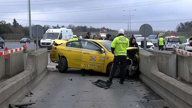 Kuzey Marmara Otoyolunda korkunç kaza! Ağır yaralılar var: Çok sayıda ekip sevk edildi