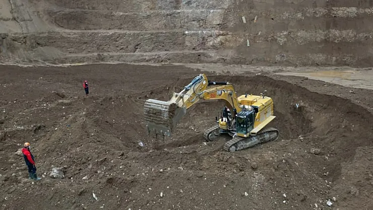 Maden Ocağında Göçük Altında 9 İşçi Var, Taşeron İşçileri Vardiyaya Çağırdı!