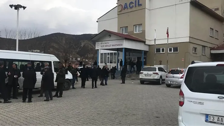 Skandal olay yaşandı! Evli adam kız kaçırdı! Kaçırdığı kızın ailesini katletti: Çok sayıda ölü ve yaralı var