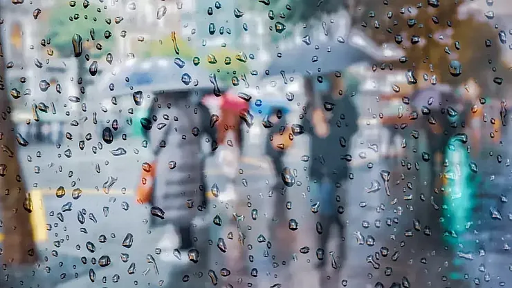 Türkiye'nin Batı Kesimlerini Şiddetli Yağışlar Vuruyor: 13 Mart 2024 Güncel Hava Durumu Analizi