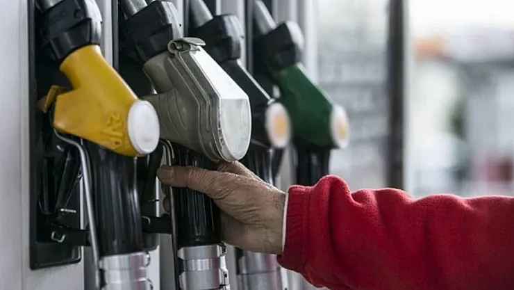 Akaryakıt Fiyatlarındaki Artış Trendi Devam Ediyor: Brent Petrol 86 Dolar Seviyelerini Aşarken Yeni Zamlar Kapıda