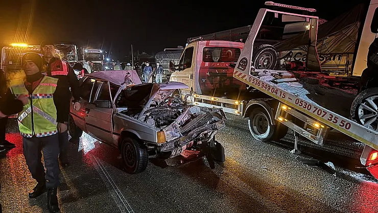 Nevşehir'de Buzlanma Kaynaklı Zincirleme Trafik Kazası: 7 Yaralı