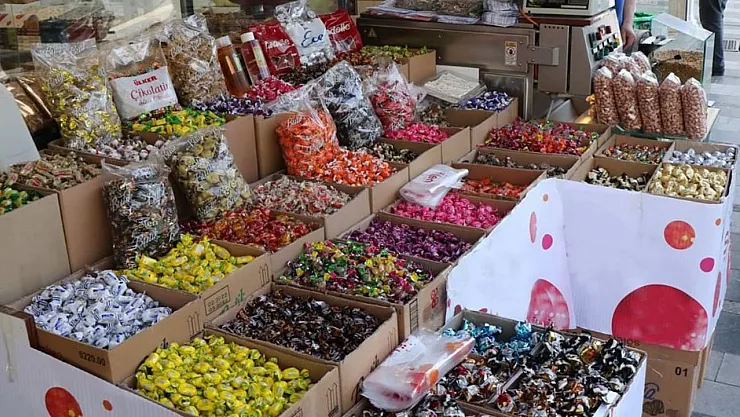 Bayram Şekerinde Fiyatlar Uçuşa Geçti: 2024 Yılında %50 Zamla Satışa Sunuldu