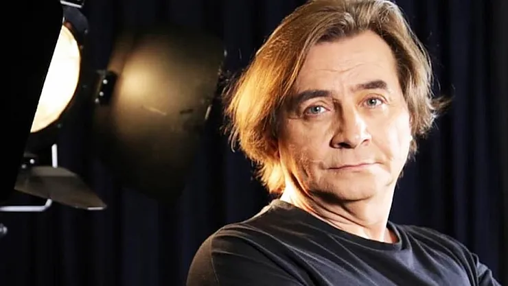 Ayvalık'ta Bayram Sofralarına Özel Uyarı: 'Edepli Yiyin'