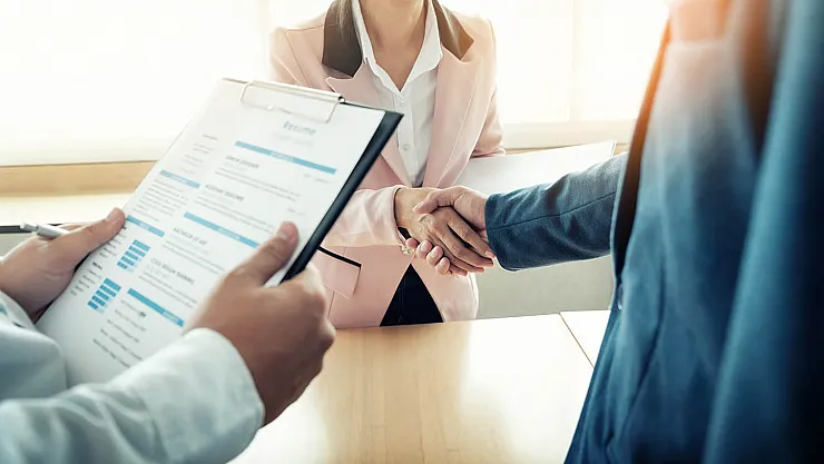 Beklenen haber sonunda geldi! Aile Bakanlığı 8 bin personel alımı yapıyor: Az önce açıklama yapıldı