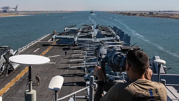 ABD, İsrail-İran Gerilimi Artarken Orta Doğu'ya Savaş Gemileri Gönderdi