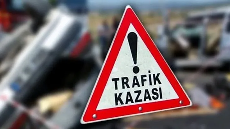 Otoyolda korkunç kaza oldu! Midibüs devrildi: Çok sayıda yaralı var