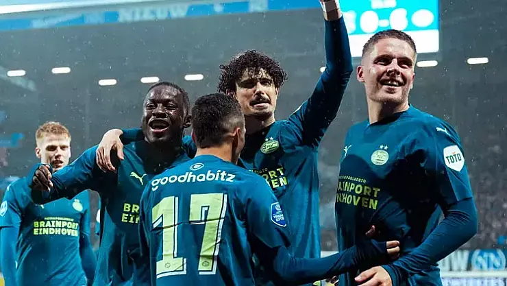 PSV, Heerenveen'i Ezip Geçti: Eredivisie'de Şampiyonluk Yolunda İleri Adım