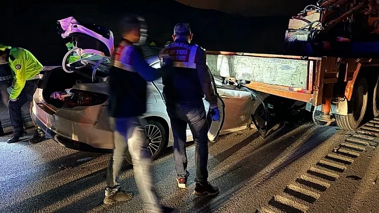 Feci kaza oldu: Ortalık savaş alanına döndü! Hayatını kaybeden var