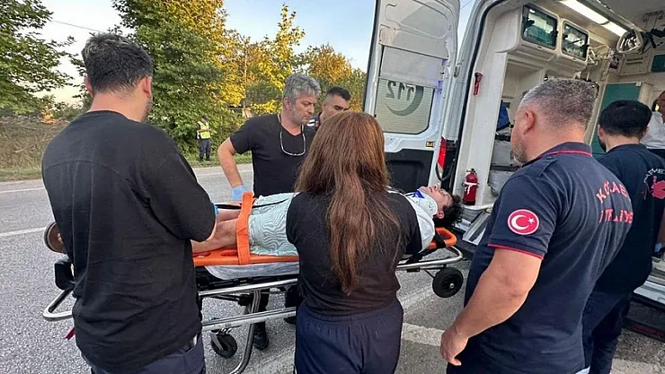 Son dakika Enes Batur ve Zelal Işıl kaza yaptı: Apar topar hastaneye kaldırıldılar