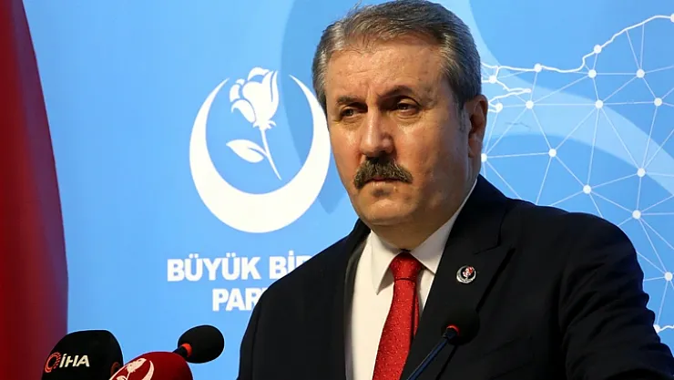 Asgari ücret ve en düşük emekli maaşını açıkladı: 21 bin 205 TL