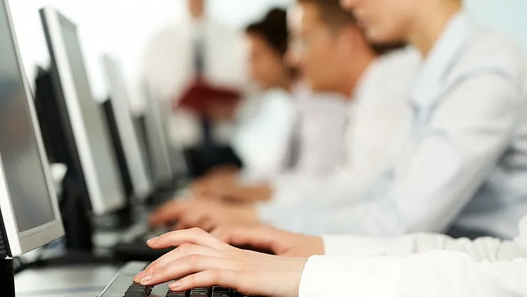 KPSS puanı olanlar dikkat: Üniversiteye lise, ön lisans ve lisans mezunu personel alınacak!