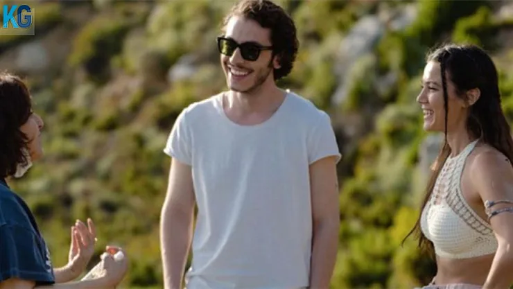 Aşkın Kıyameti filmi şarkıları Pınar Deniz'in kendi sesi mi? Pınar Deniz Lidya karakterinde sesi ile yıktı geçti!