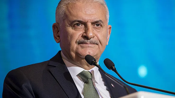 Son dakika Binali Yıldırım'dan kötü haber geldi! Apar topar hastaneye kaldırıldı