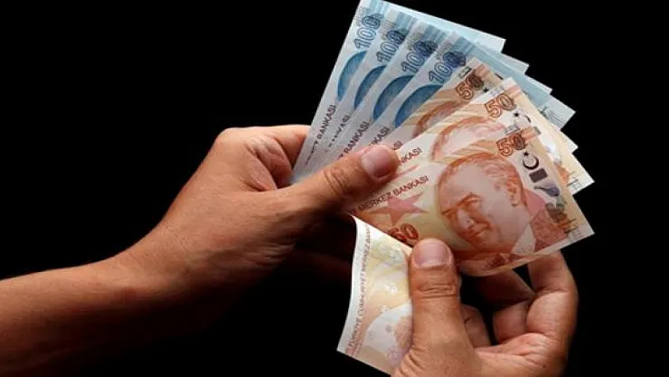 AZ ÖNCE GELDİ! EMEKLİYE 25 BİN TL ÖDEME!