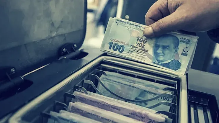 Az Önce Geldi! Emekliye 25 Bin TL Ödeme Emeklinin Cepleri Doluyor!