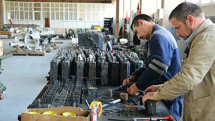 Mke (Makine Ve Kimya Endüstrisi) Kpss Siz 54 Personel Alıyor! Başvuru Şartları Neler?