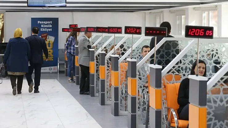 Eski Tip Ehliyetler İçin Son Çan Çalıyor: 31 Temmuz 2025'e Kadar Yenilemezsen 18 Bin 679 TL Ceza Kapıda!