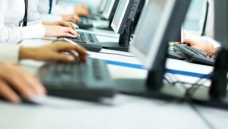 Kimler Sözleşmeli Kamu Personeli Olabilir? Lise Mezunları İçin Altın Fırsat Kapıda!