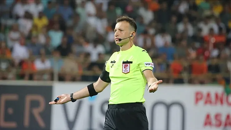 Derbi hakemi Yasin Kol'un yönettiği maçlar ve BJK GS karnesi: Beşiktaş Galatasaray maçı hakemi kim oldu?