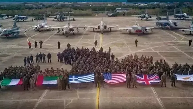 Yunanistan'daki dev tatbikata Katar'ın da katılması tartışma yarattı