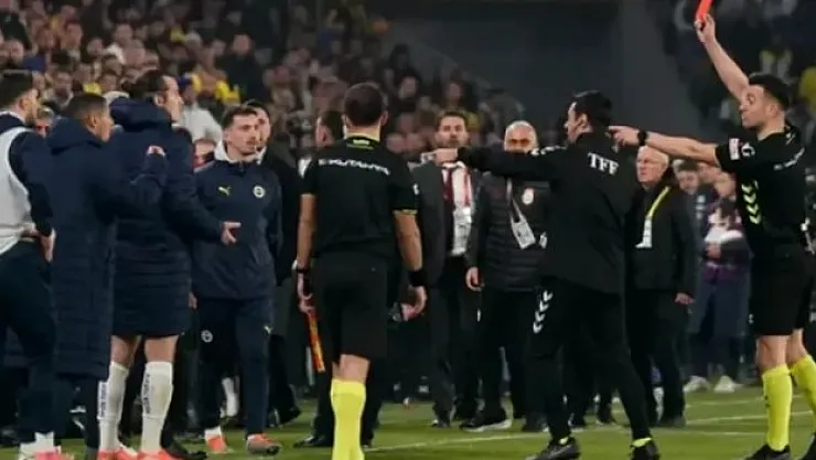 Fenerbahçe'ye Büyük darbe: Foti ve Zufic'e ağır cezalar