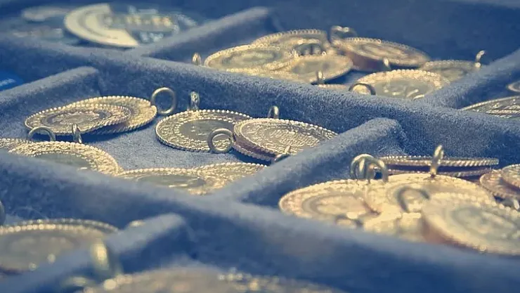 Dev Bankadan Altın Bombası: Fiyatlar Faka Basacak, Tarih Verildi, Piyasalar Altüst Olacak!