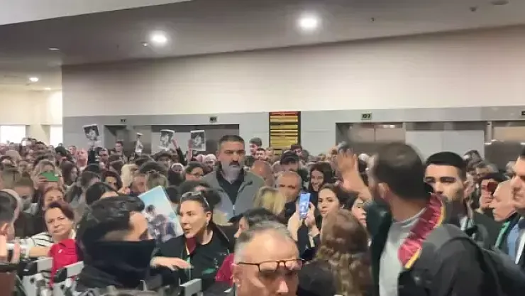 Erdoğan ile DEM Parti Heyeti Arasında 1.5 Saat Süren Görüşme! İlk Açıklama Geldi