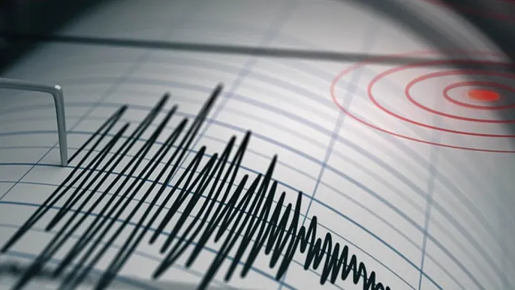 Son Dakika İstanbul'da 6.2 büyüklüğünde deprem