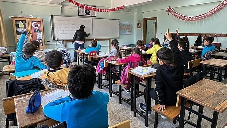 İstanbul'da Okullar 2 Gün Tatil Edildi! Bazı Memurlar İzinli