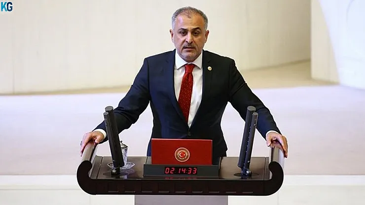 AKP'li o isimden hayat pahalılığı açıklaması: 'Biz de kendimizi sorumlu tutuyoruz'