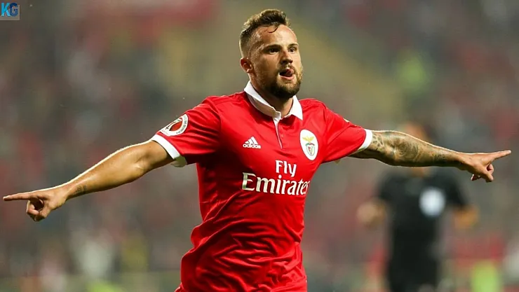 Seferovic Galatasaray'dan ne kadar kazanacak: maaşı, yıllık ücreti