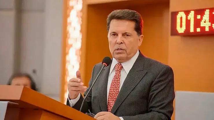 Ahmet Özer davasında kritik gelişme: Kayyumun iptali için AYM'ye başvuruldu