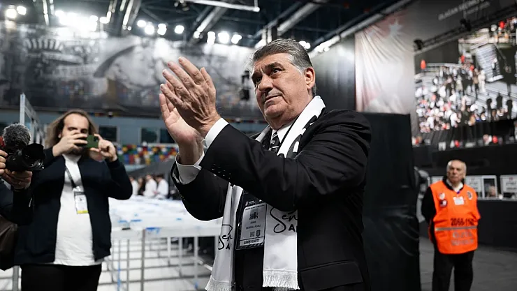 Beşiktaş'ta Serdal Adalı Yeniden Başkan